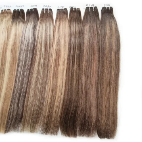 highlighted hair with dark roots